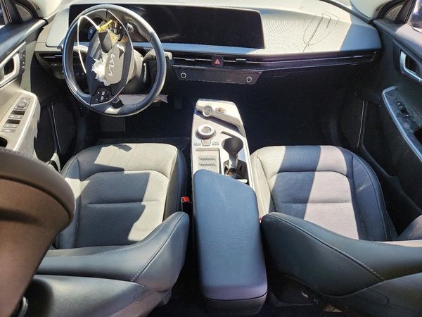 2023 KIA EV6 Light, Wind