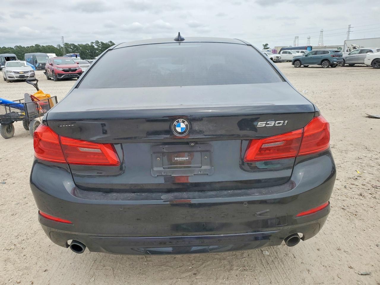 2020 BMW 530
