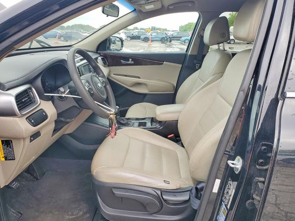 2017 KIA SORENTO