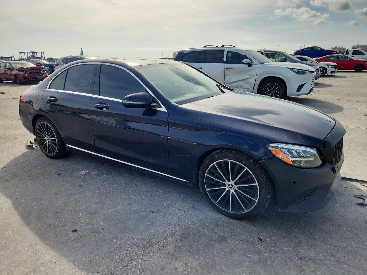 2019 MERCEDES-BENZ C