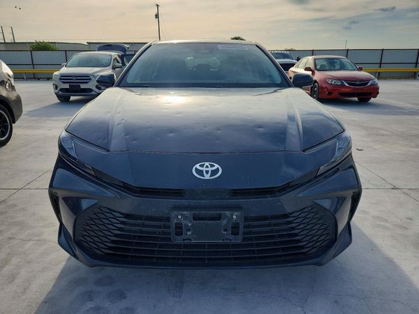 2025 TOYOTA CAMRY