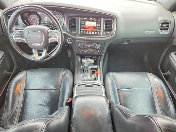 2016 DODGE CHARGER SXT