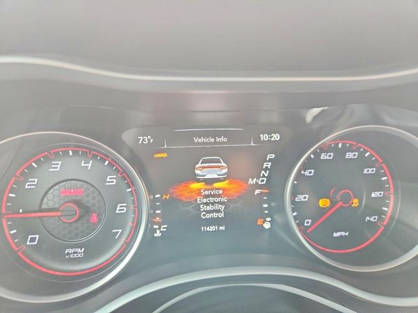 2016 DODGE CHARGER SXT