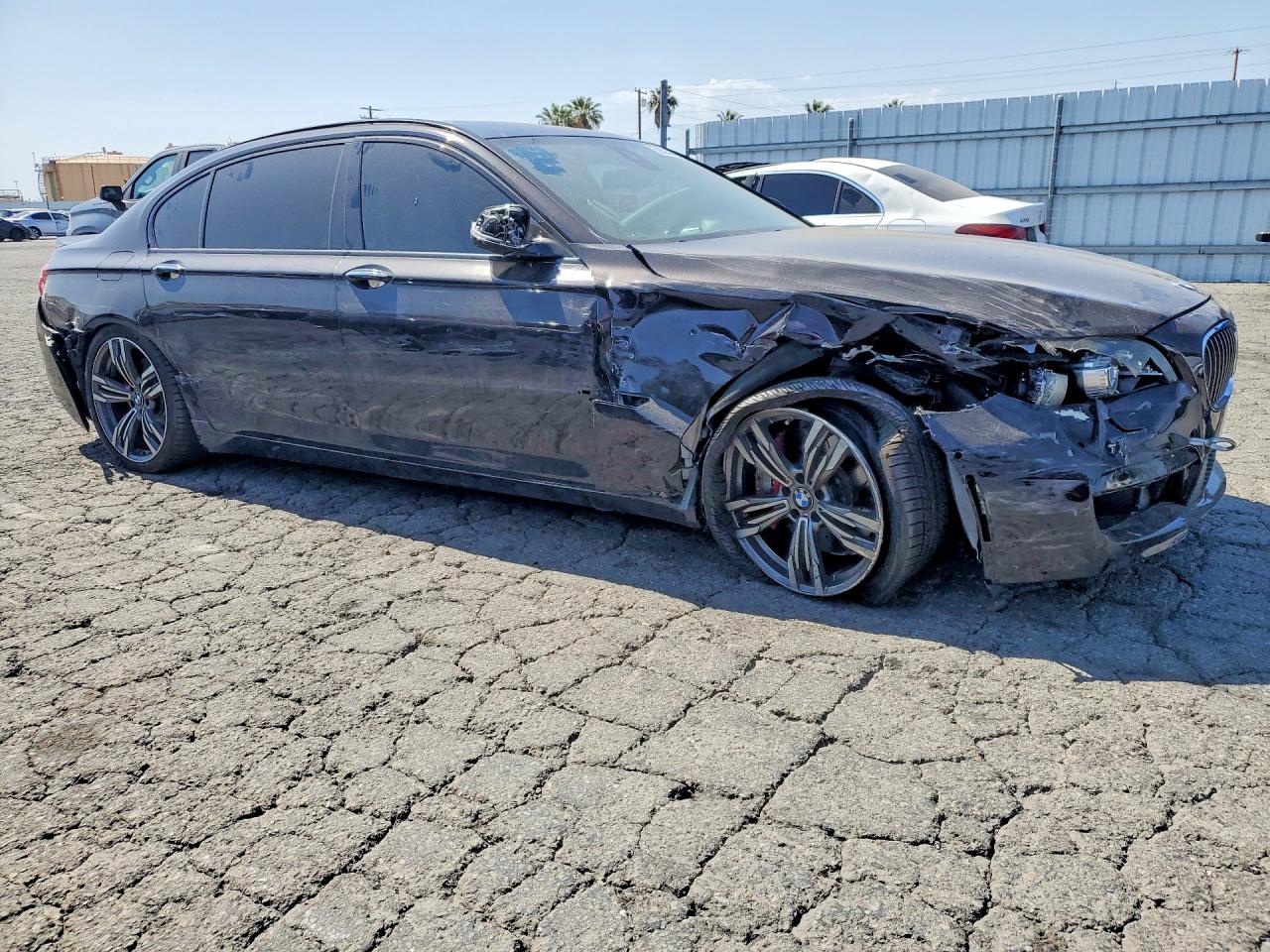 2015 BMW 750