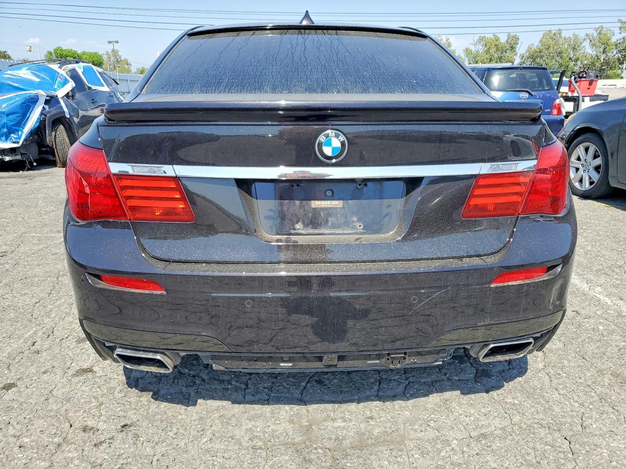 2015 BMW 750