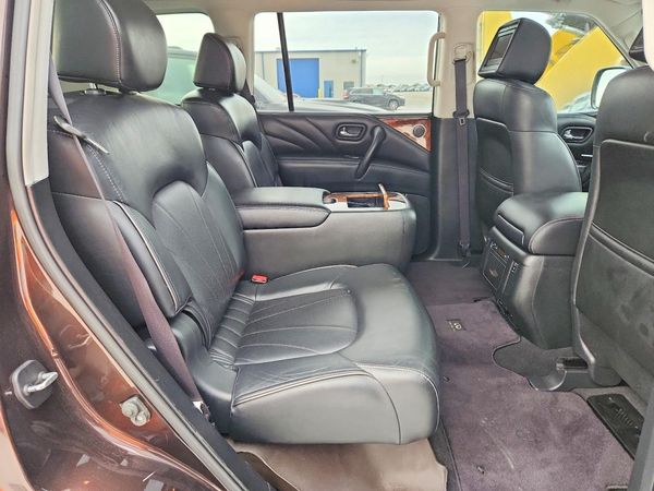 2017 INFINITI QX80
