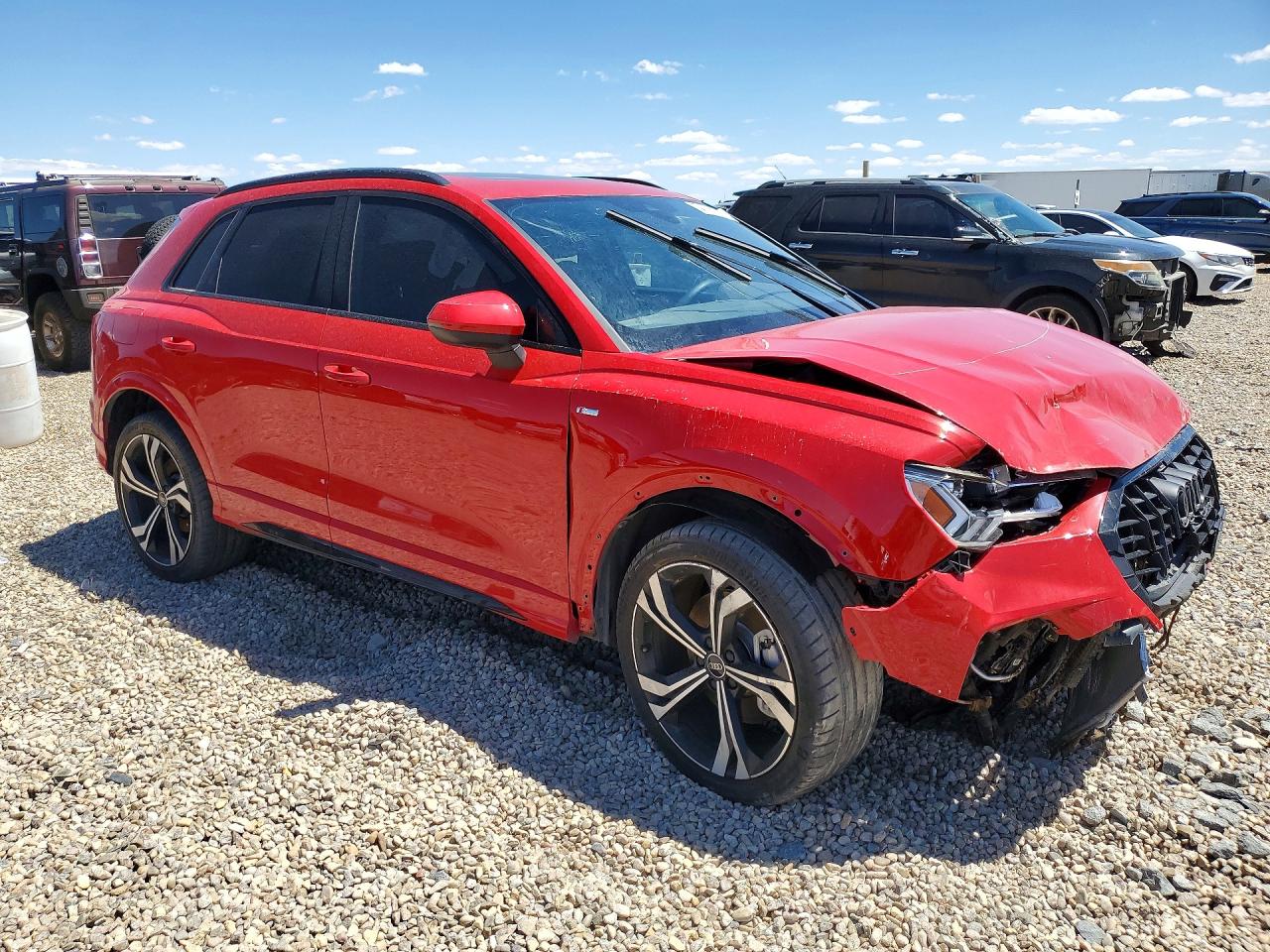 2024 AUDI Q3