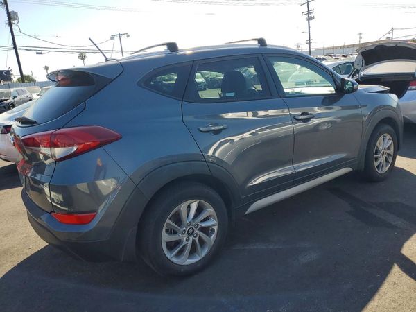2017 HYUNDAI TUCSON