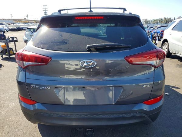 2017 HYUNDAI TUCSON