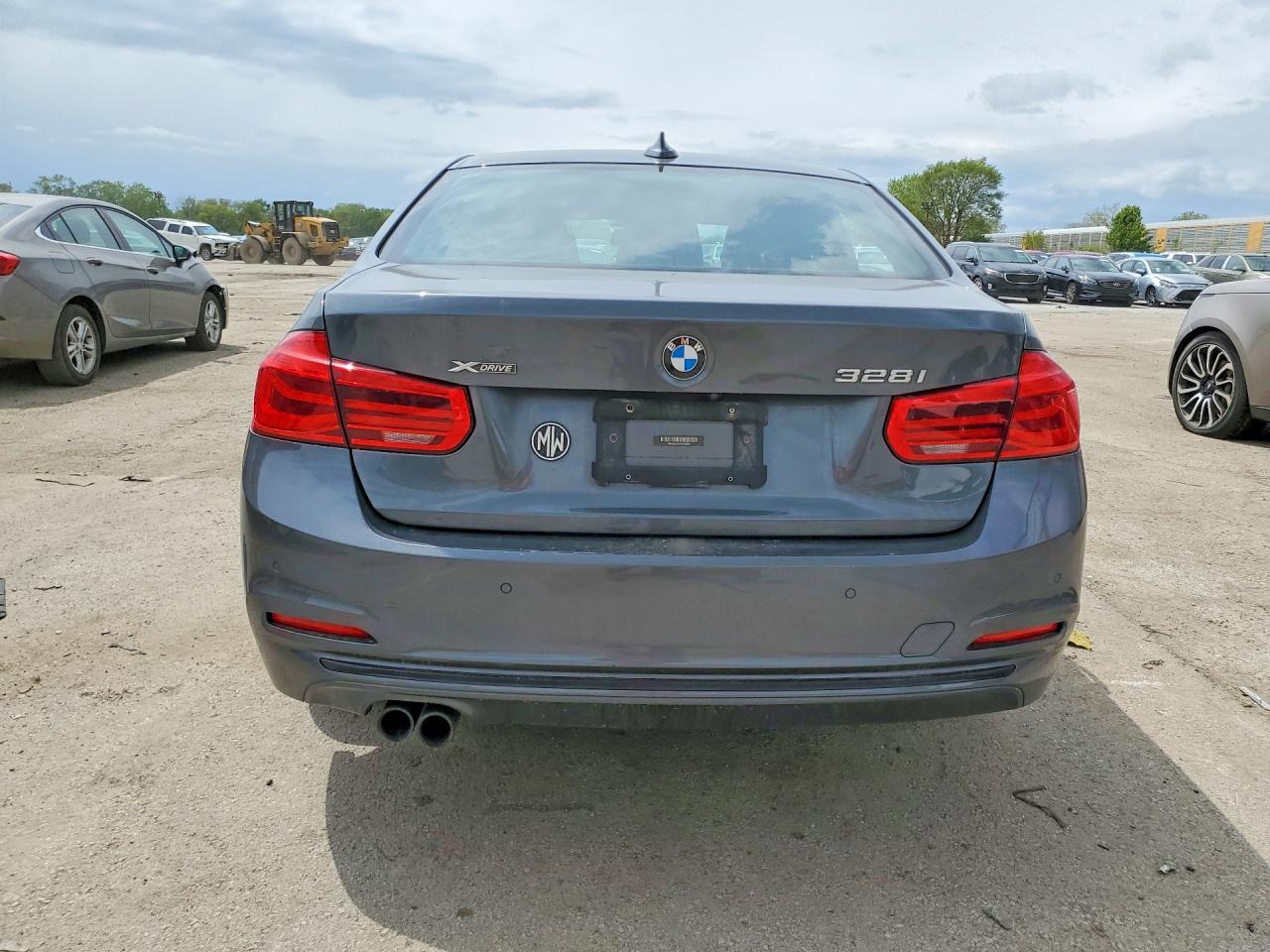 2016 BMW 328