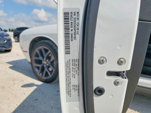 2023 DODGE CHALLENGER SXT