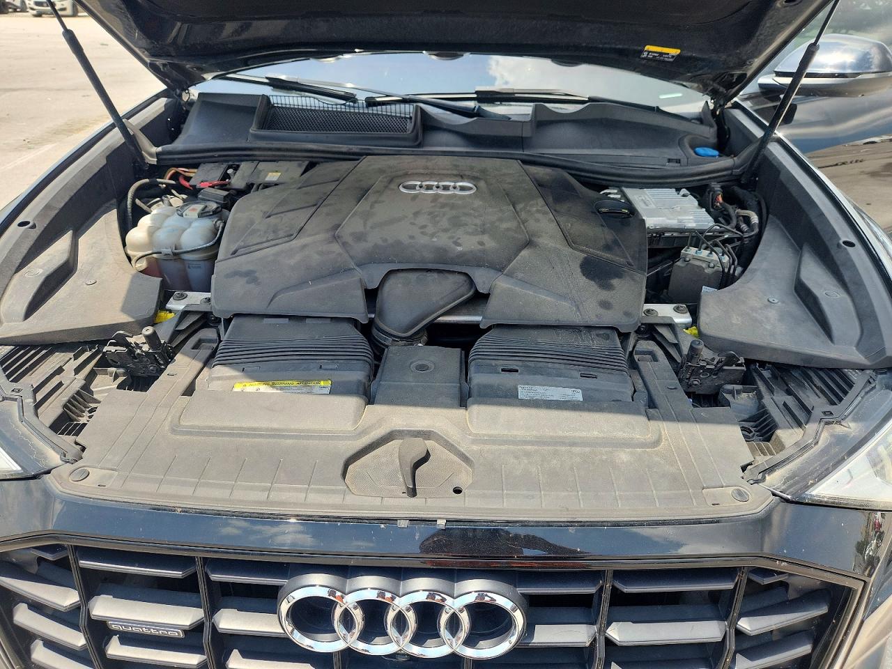 2019 AUDI Q8