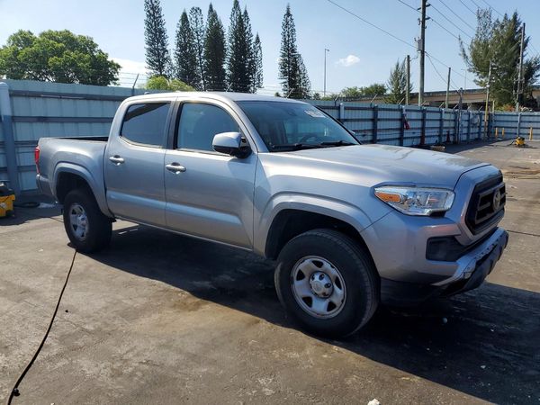 2020 TOYOTA TACOMA SR5
