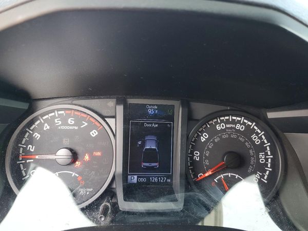 2020 TOYOTA TACOMA SR5