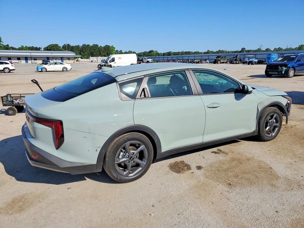 2026 KIA K4