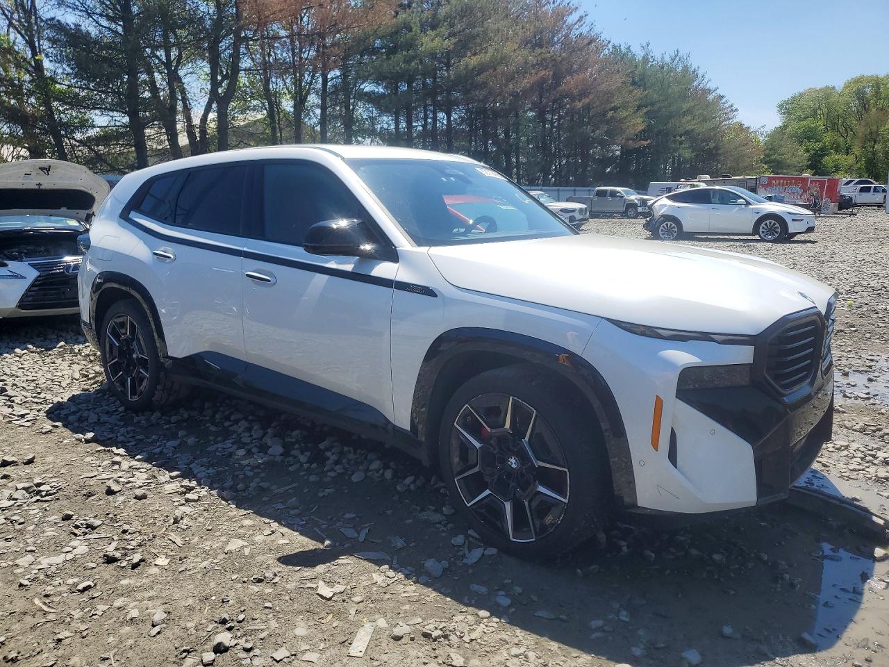 2023 BMW XM