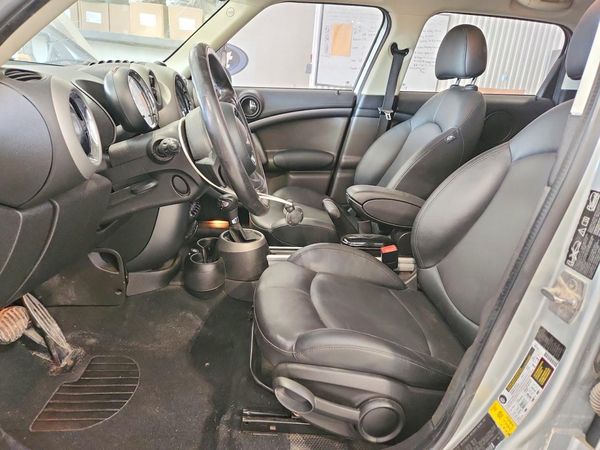 2012 MINI COOPER