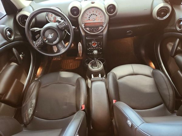2012 MINI COOPER
