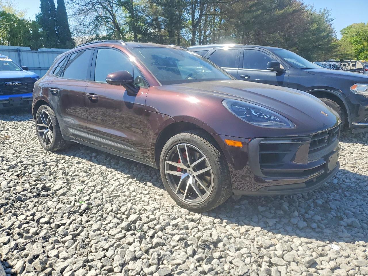 2023 PORSCHE MACAN