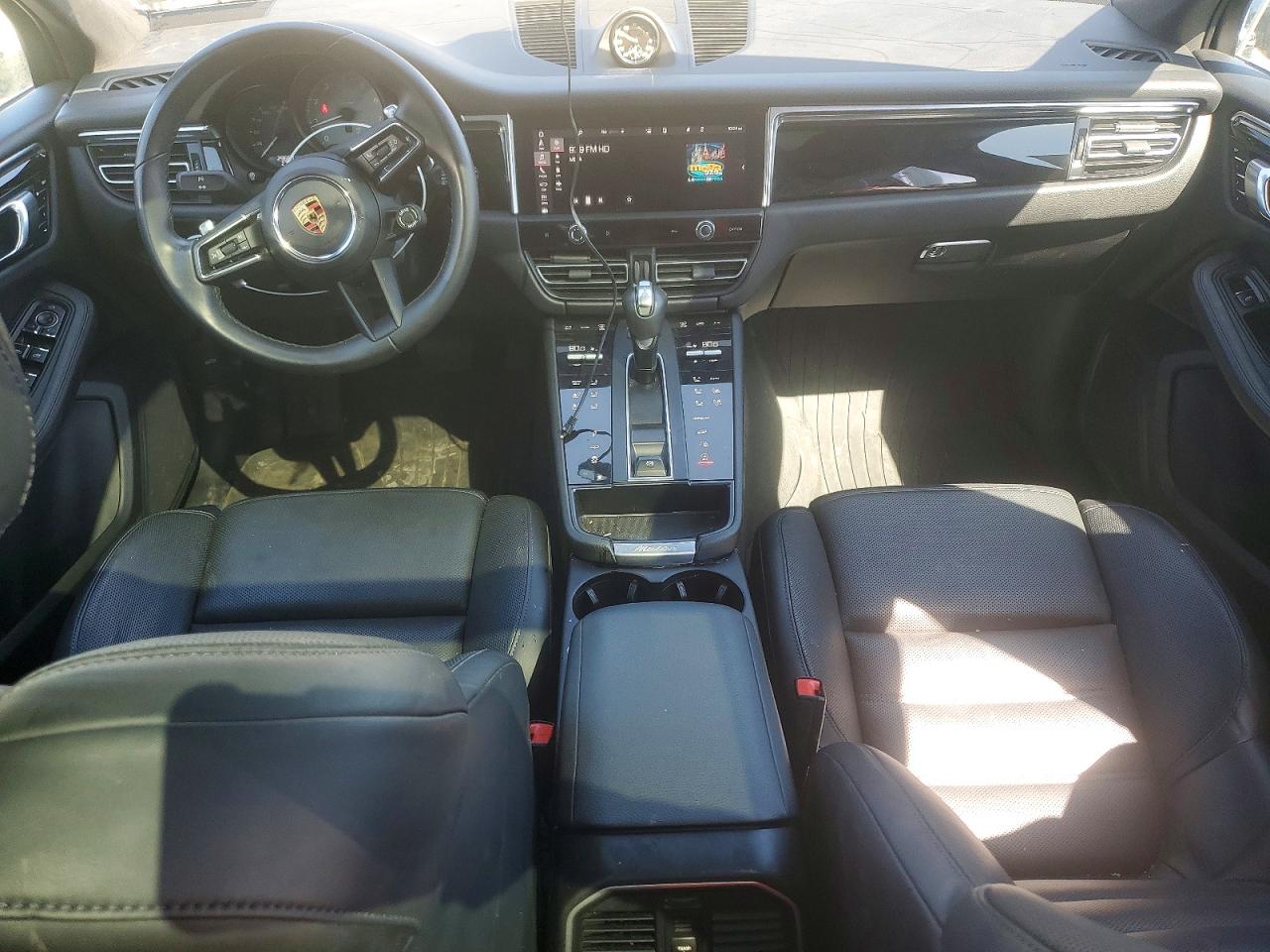 2023 PORSCHE MACAN