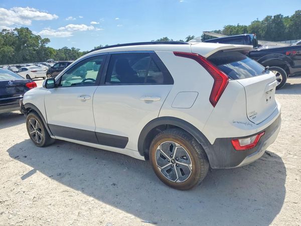 2024 KIA NIRO