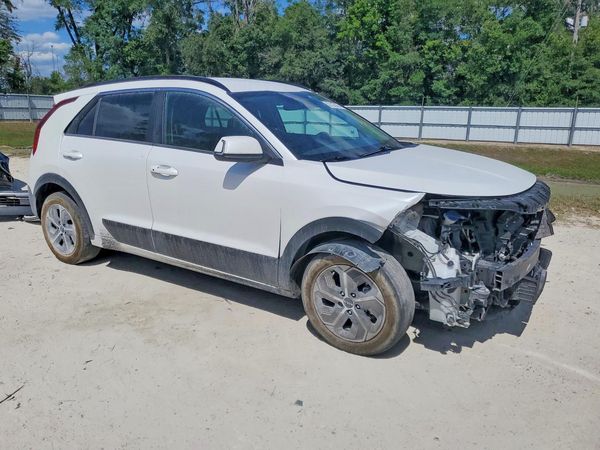 2024 KIA NIRO