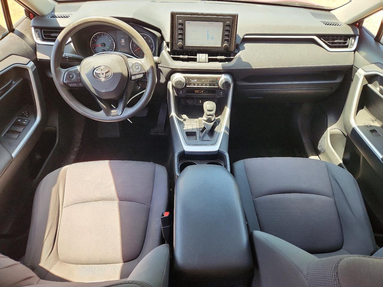 2019 TOYOTA RAV4 LE