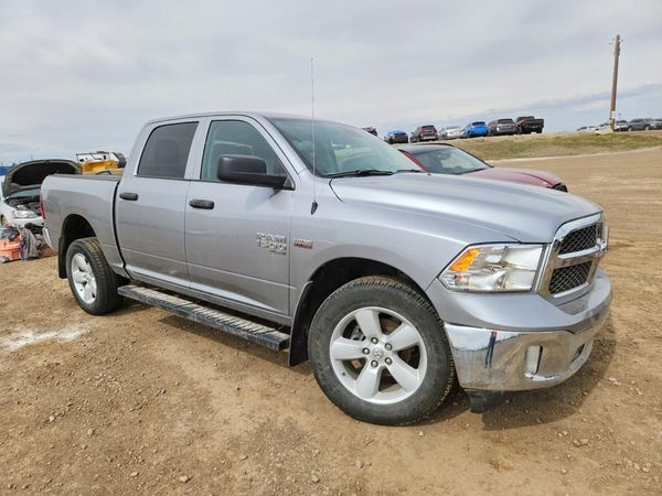 2024 RAM 1500 CLASSIC