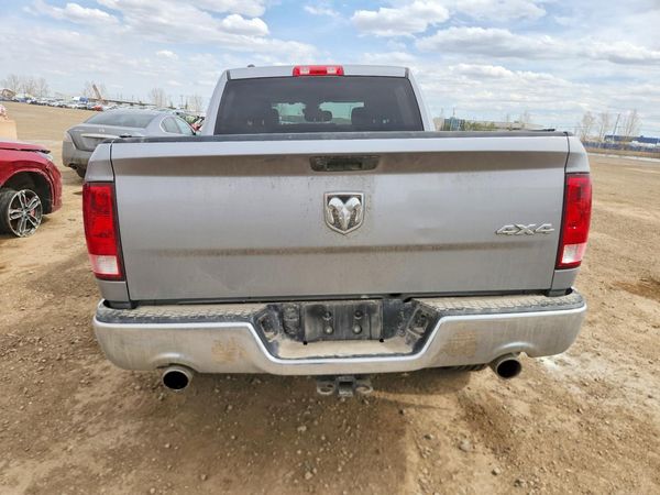 2024 RAM 1500 CLASSIC