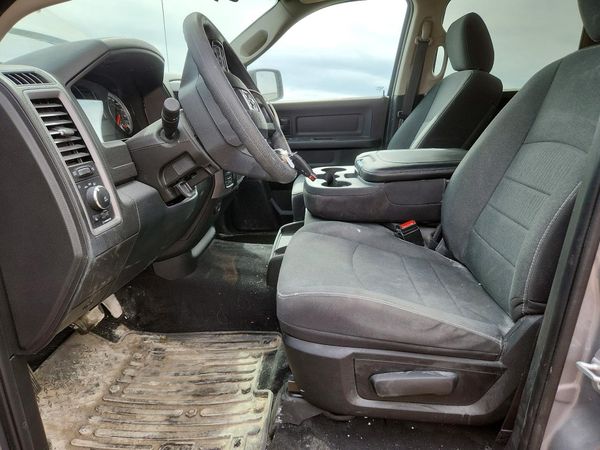 2024 RAM 1500 CLASSIC