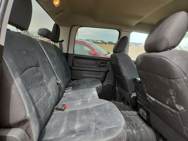 2024 RAM 1500 CLASSIC