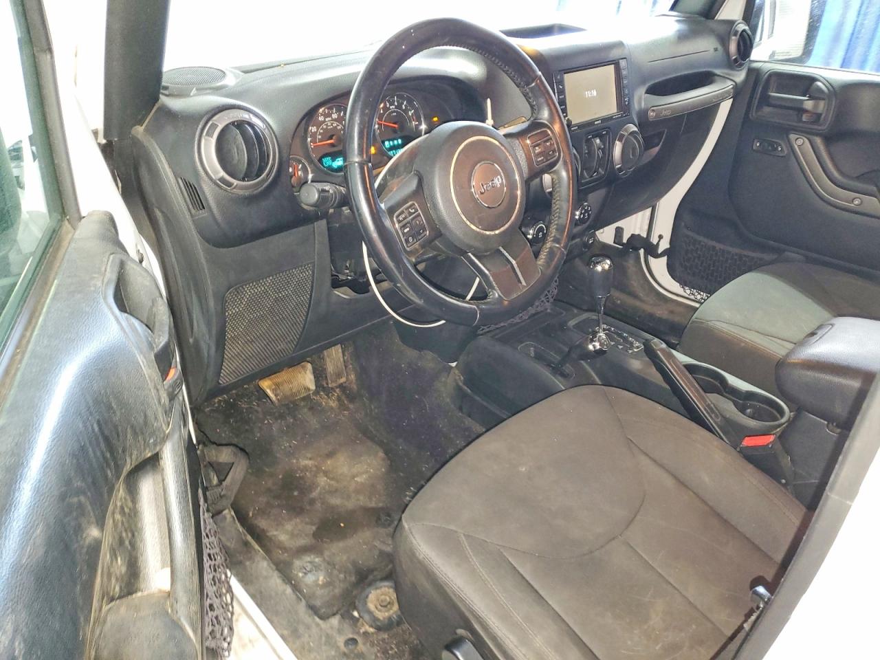 2017 JEEP WRANGLER UNLIMITED SPORT 4X4
