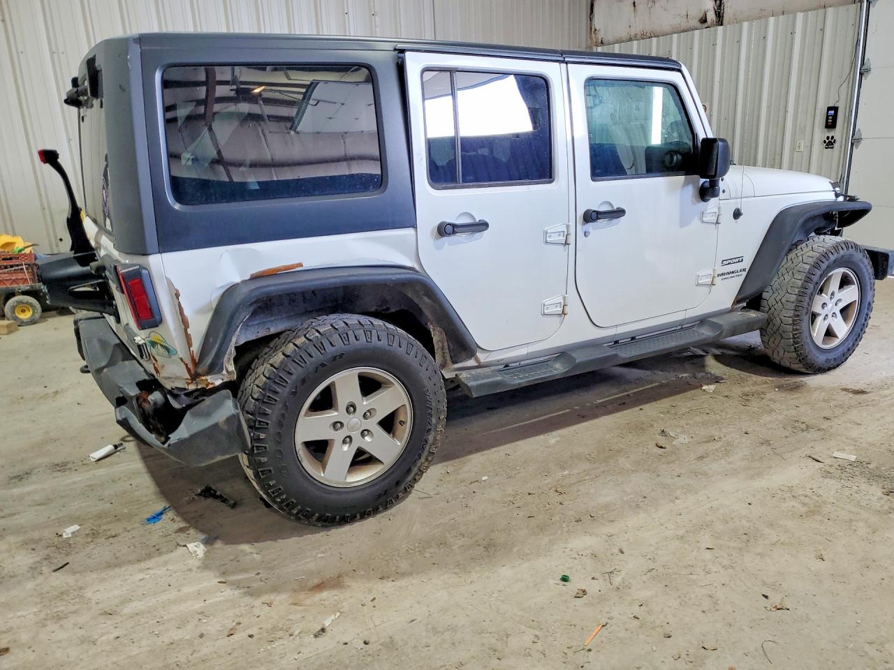 2017 JEEP WRANGLER UNLIMITED SPORT 4X4