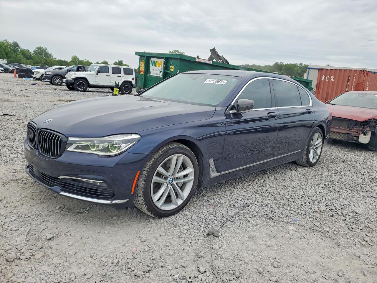 2016 BMW 750 xDrive