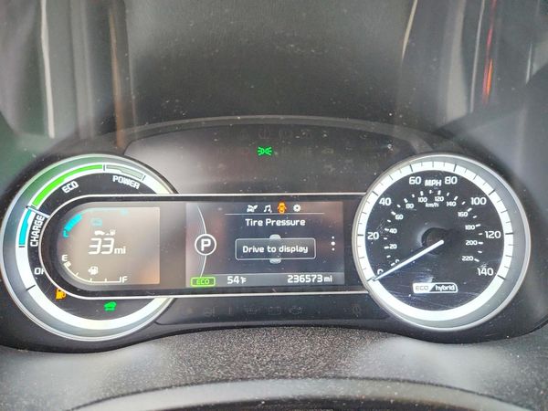 2017 KIA NIRO FE / LX / LX Tech