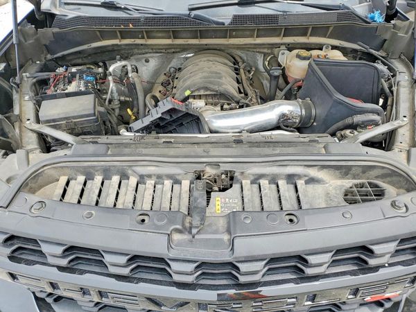 2021 CHEVROLET SILVERADO Trail Boss Custom — Engine bay