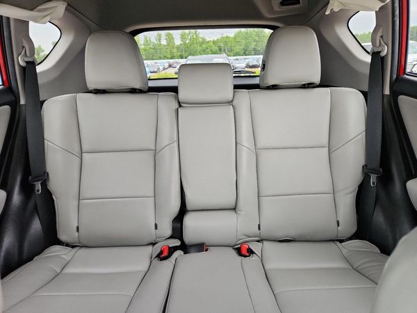 2015 TOYOTA RAV4 XLE (M Grade)