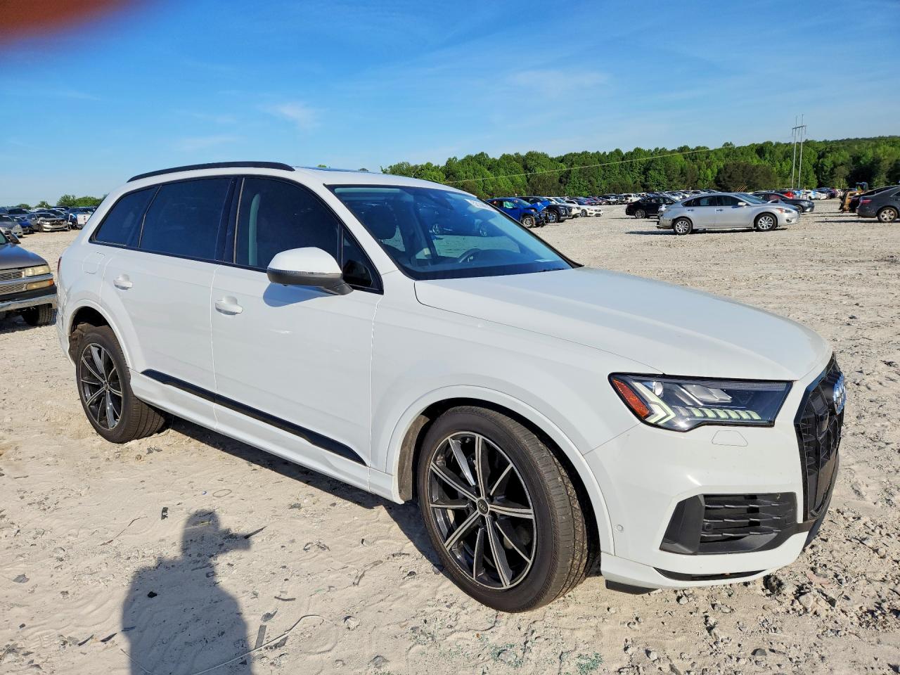 2024 AUDI Q7 quattro Premium Plus