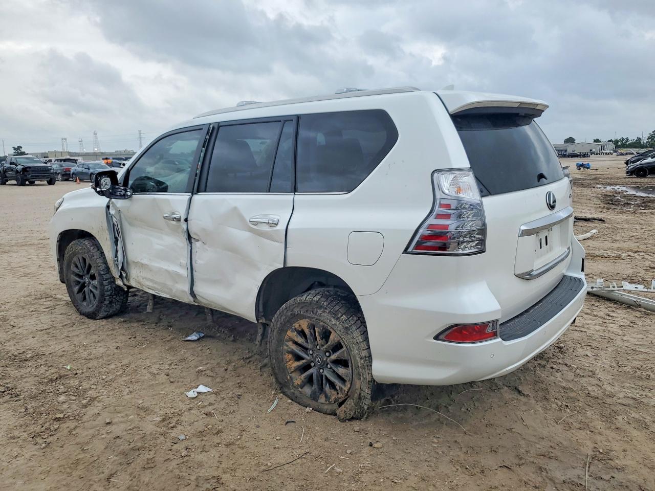 2023 LEXUS GX 460 Premium