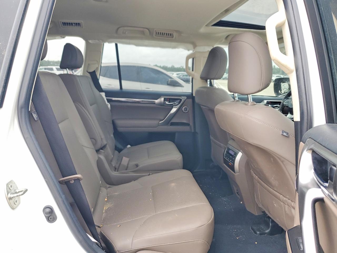 2023 LEXUS GX 460 Premium