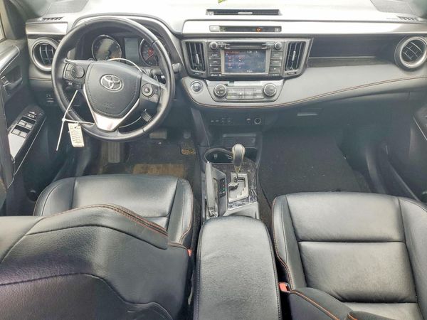 2016 TOYOTA RAV4