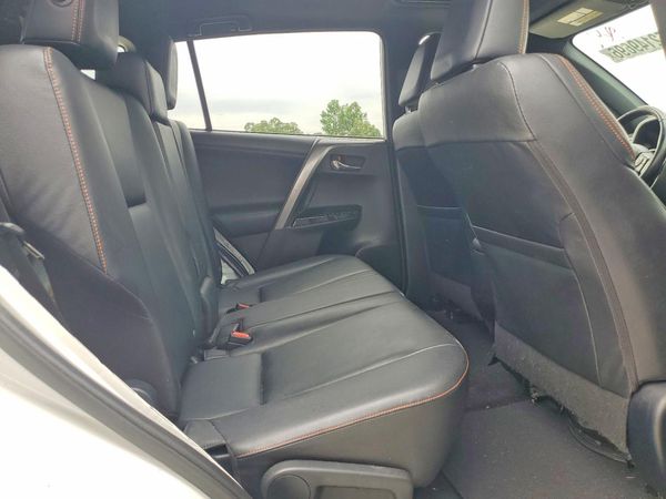 2016 TOYOTA RAV4