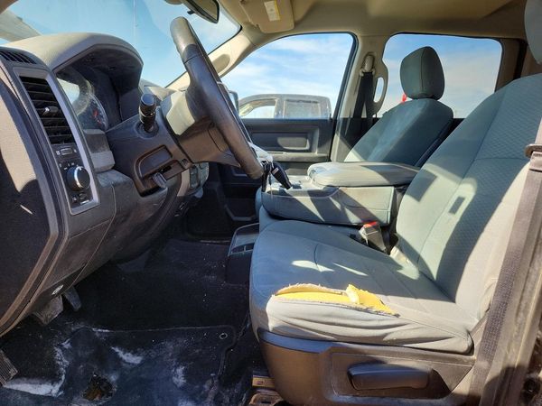2013 RAM 1500 ST