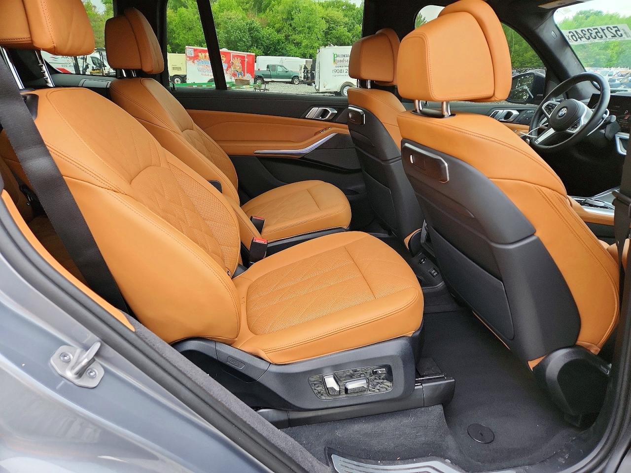 2024 BMW X7