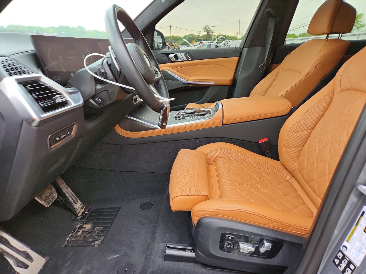 2024 BMW X7
