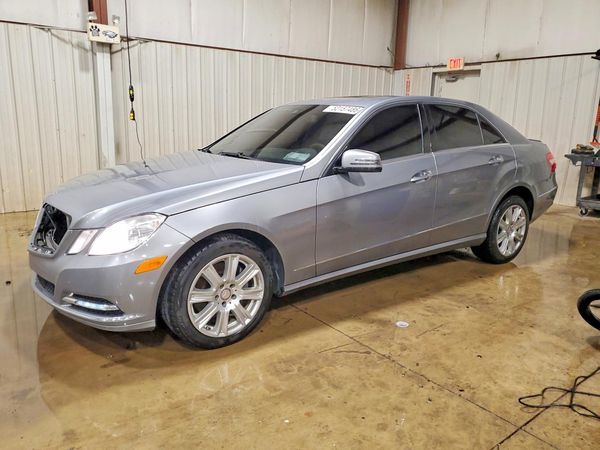 2013 MERCEDES-BENZ E