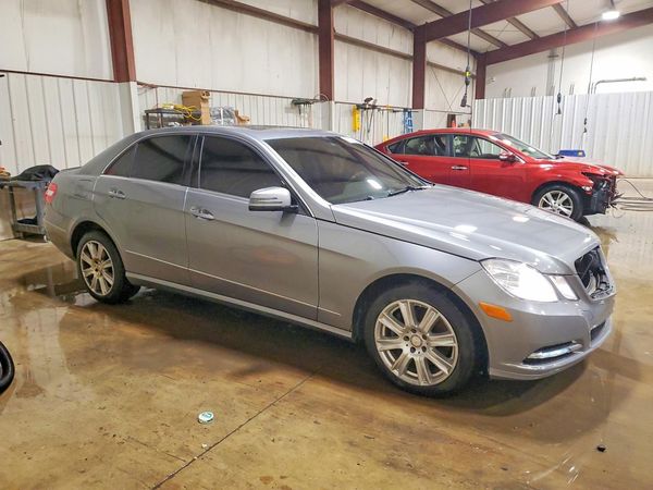 2013 MERCEDES-BENZ E