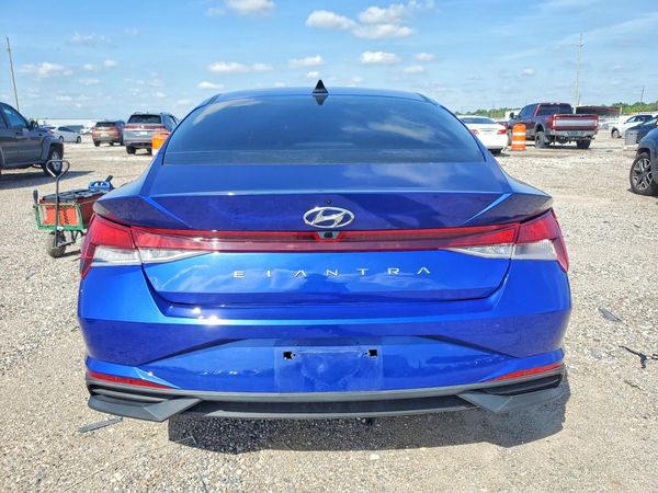2021 HYUNDAI ELANTRA