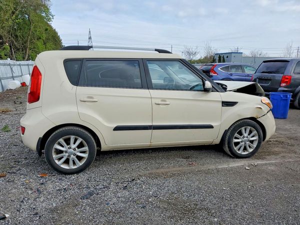 2013 KIA SOUL