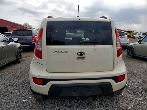 2013 KIA SOUL